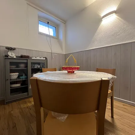 Apartman La Casetta Di Gabriella, Cavi Di *